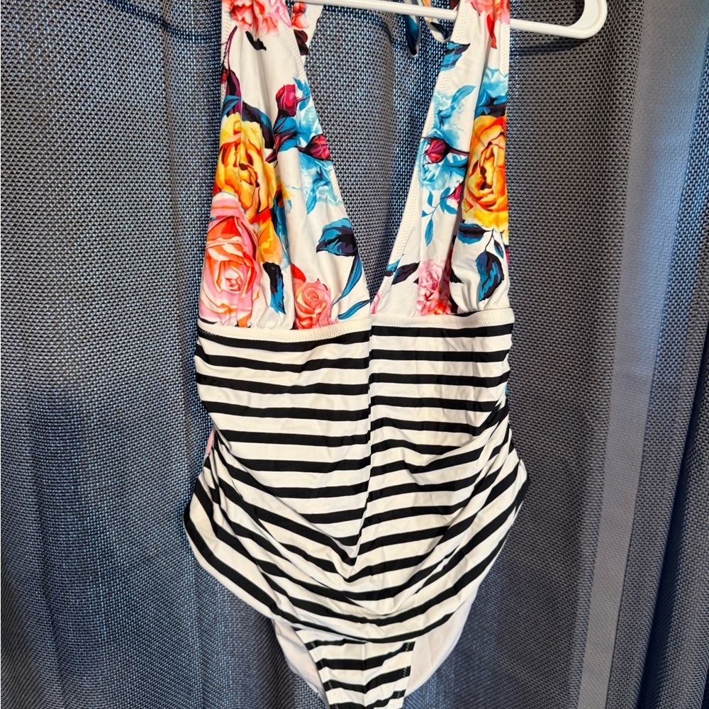 Cupshe Floral and Striped One Piece Swimsuit